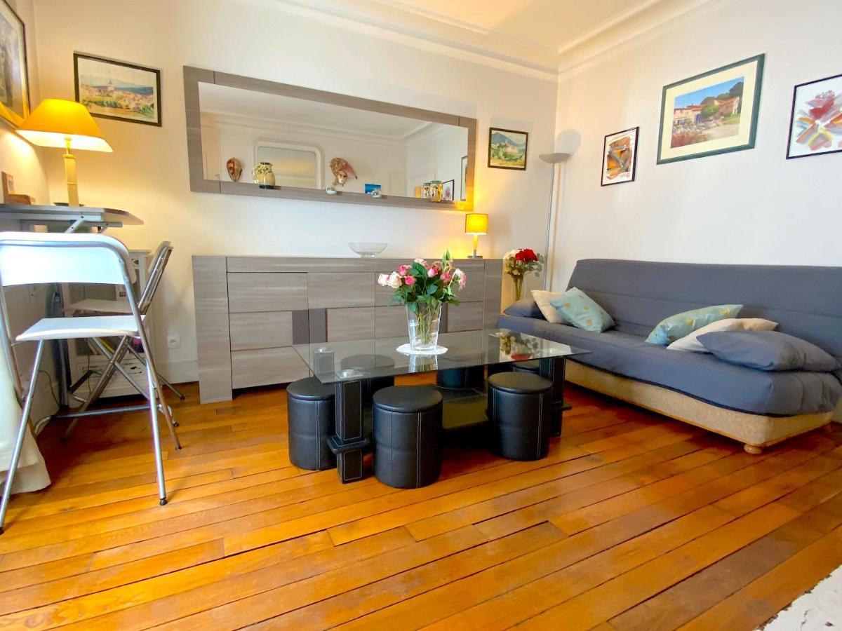L'Appartement Orsel Paris Exterior photo
