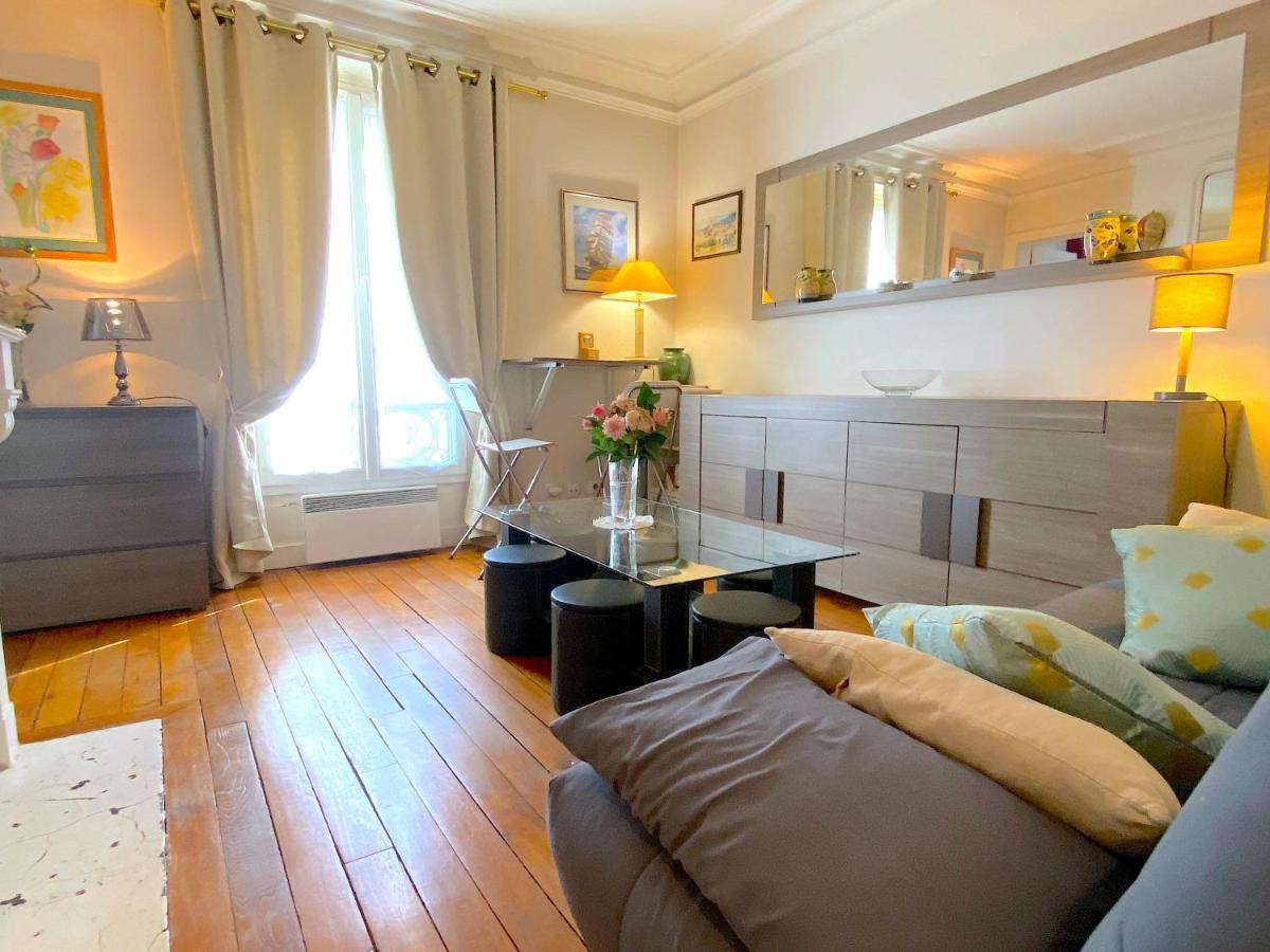 L'Appartement Orsel Paris Exterior photo
